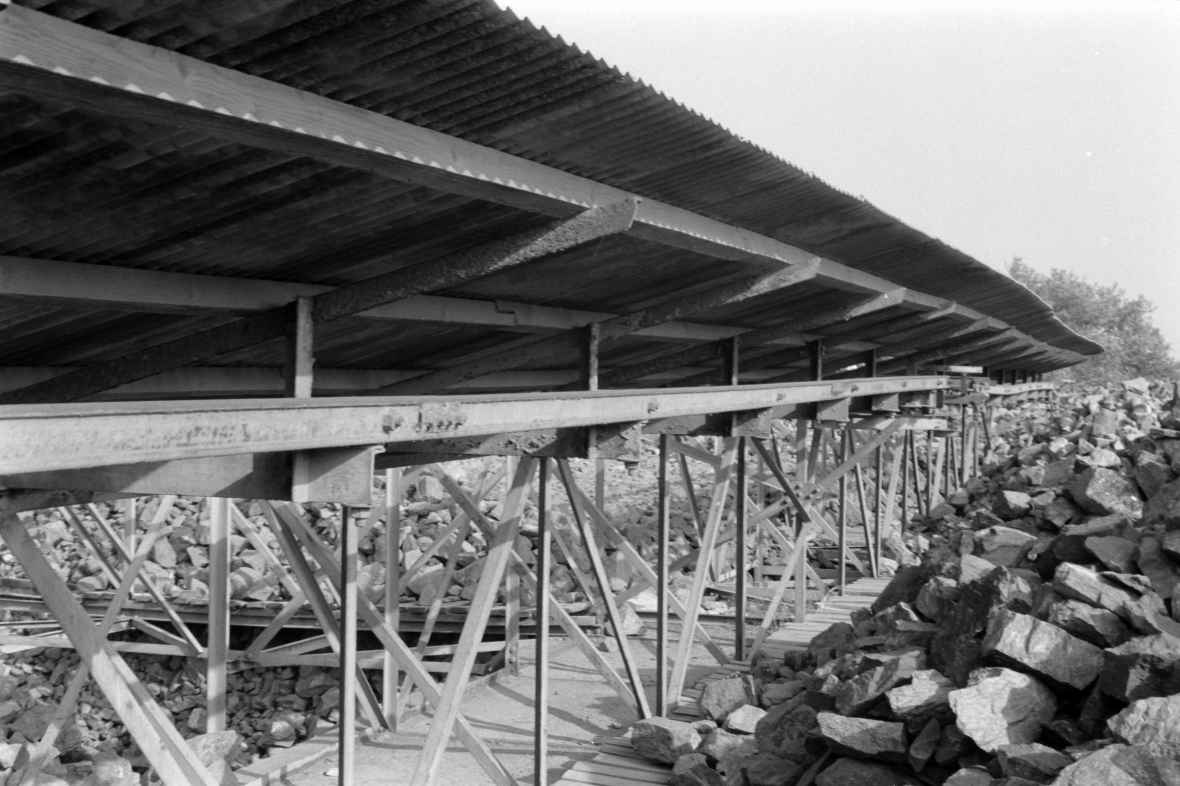 AHP F1991 09 006 sc250507 img17 NLP